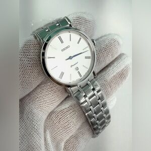 Seiko Premier Stainless Steel  Japan 30.5mm Quartz Watch SXB429P1  Size 7”